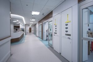 the-university-of-kansas-emergency-department-nurse-servers-43-1-scaled